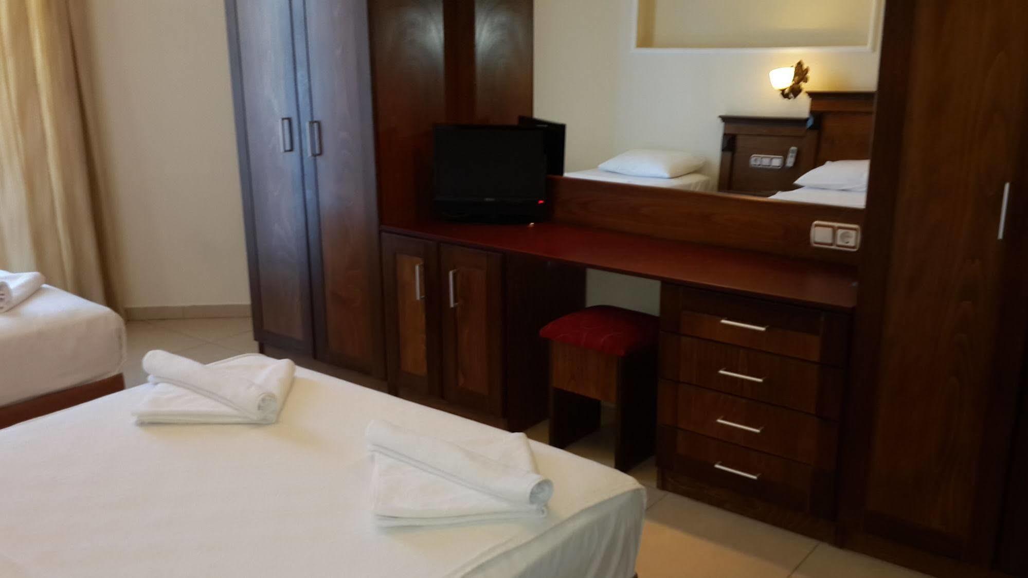 Adaburnu Golmar Hotel Emecik Екстер'єр фото
